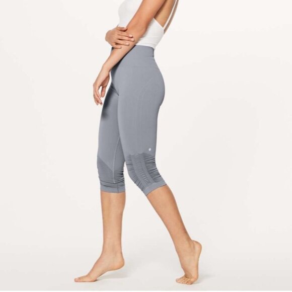 Lululemon Awakening Crop Seamless Leggings Grey - Picture 4 of 13